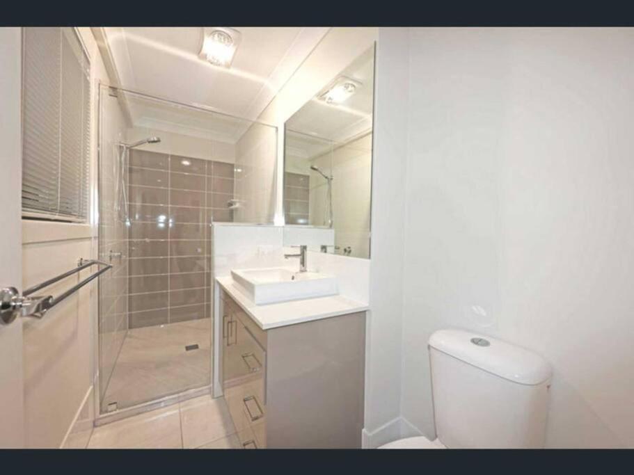 One Bedroom Apartment Brisbane Eksteriør billede